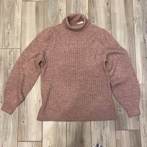 NWT Signature Reitmans turtleneck